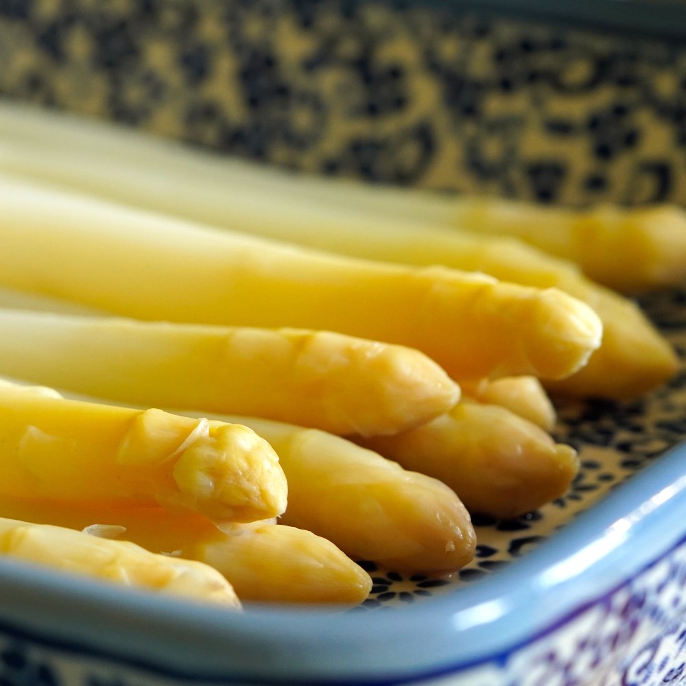 Spargel (c) Pixabay.com/Matthias Böckel